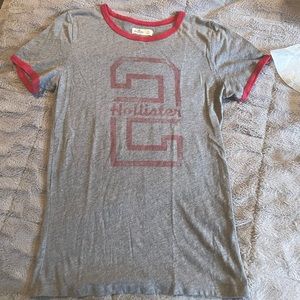 Hollister Tshirt #2